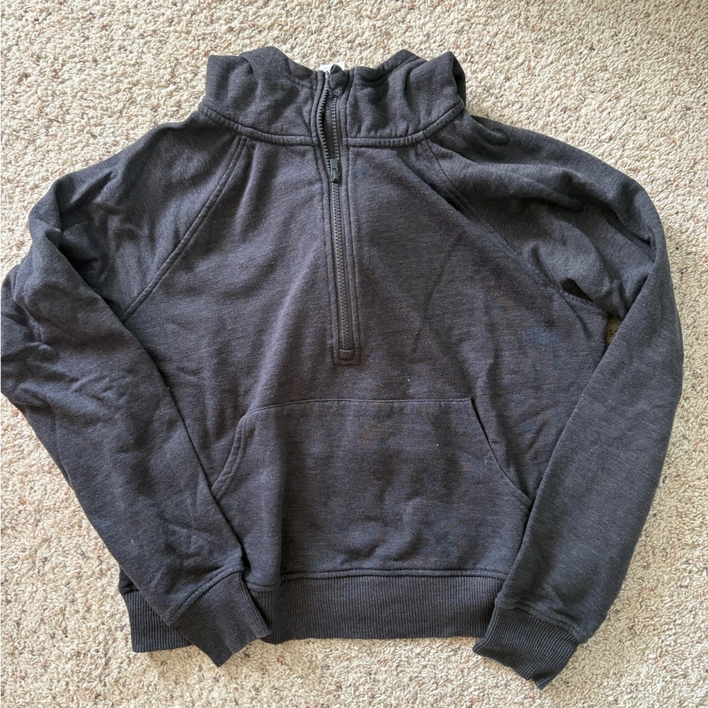 Women’s half-zip hoodie